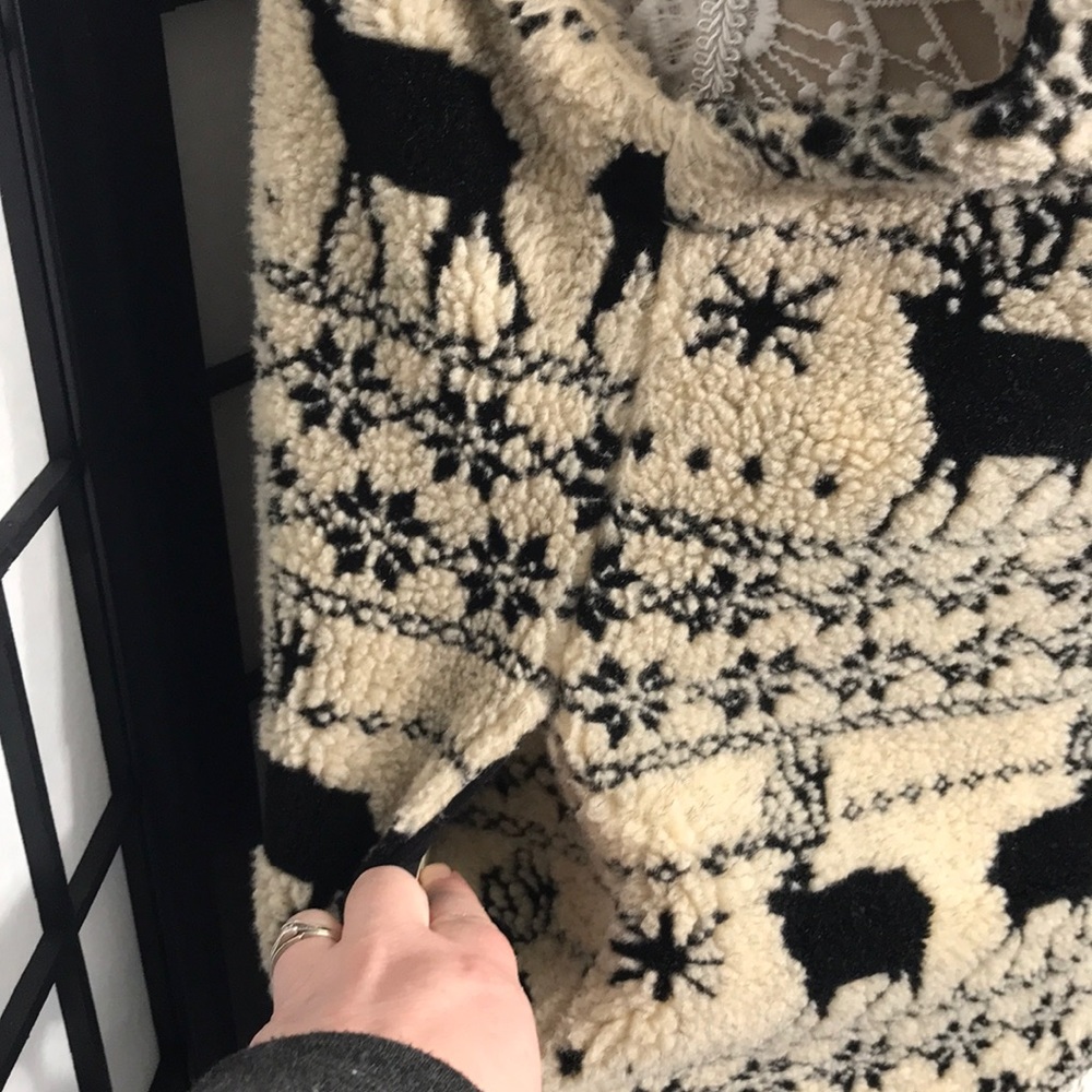 Sherpa Fo Fur Vest Pacific Cove - Picture 6 of 8